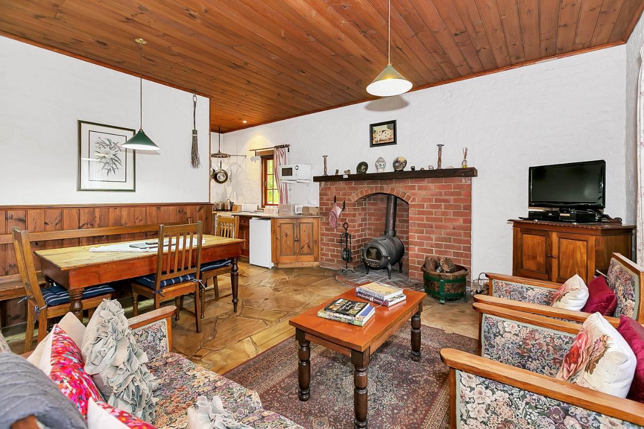 Blackwood Park Cottages Mole Creek Экстерьер фото